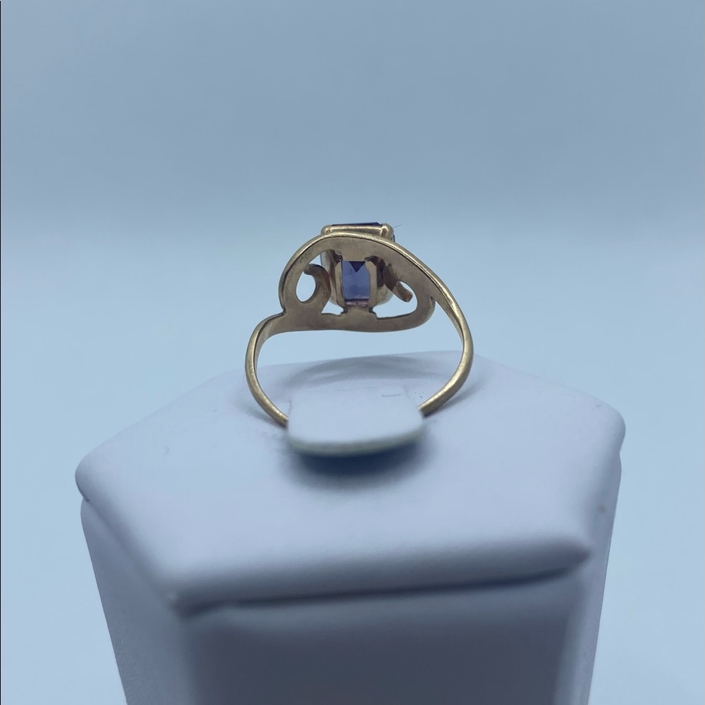 10k amethyst ring - Picture 7 of 12